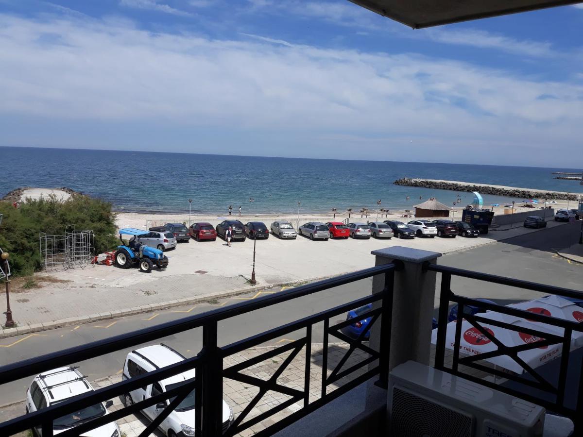 таня 11 Apartment Pomorie