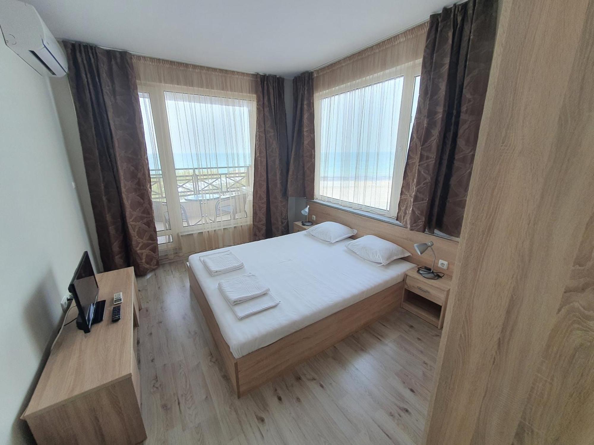 таня 11 Apartment Pomorie